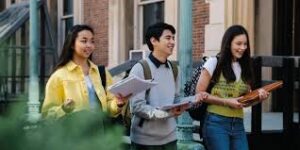 What is the overview of the availability of international liberalism? (अंतरराष्ट्रीय संबंधों के लिए उदारवाद की प्रासंगिकता की विवेचना कीजिए?)